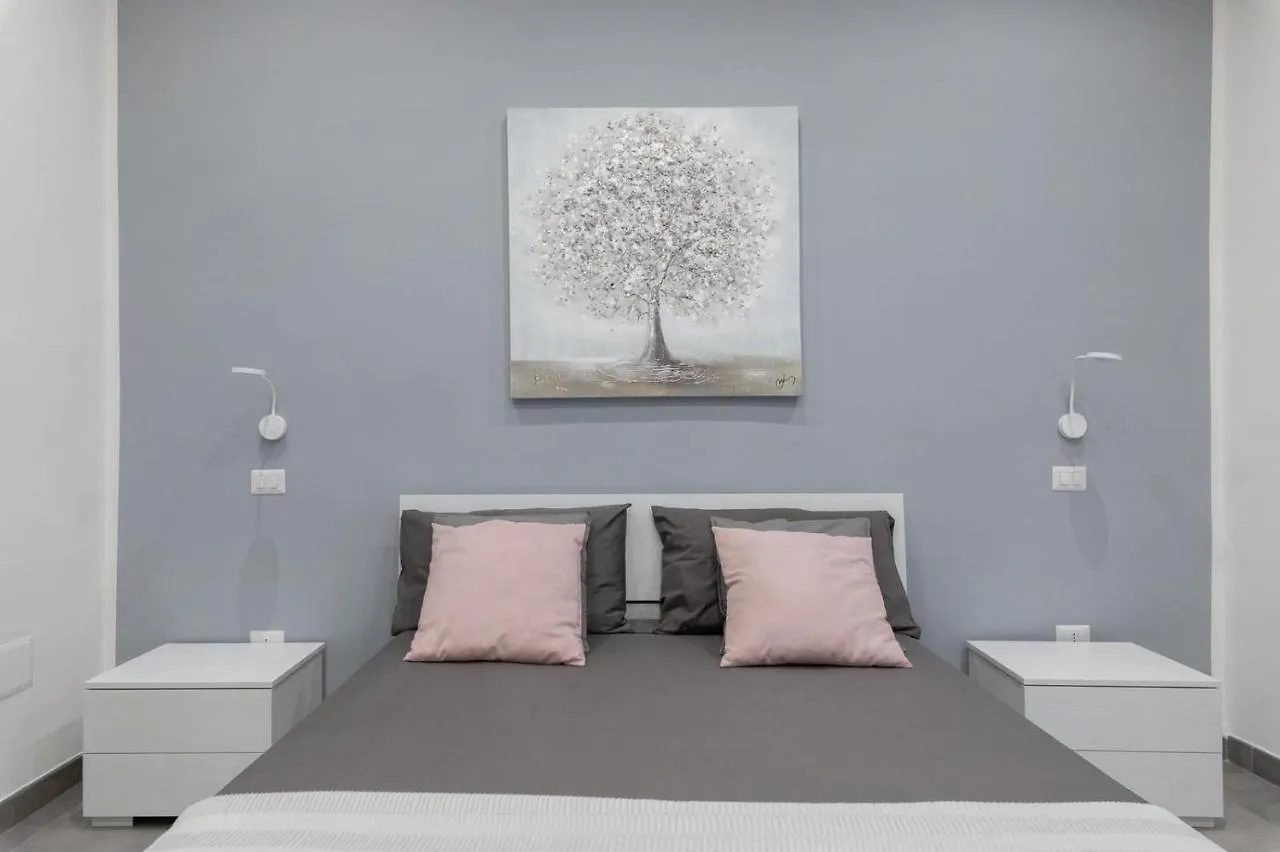 Dante Square Apartment Naples Italy